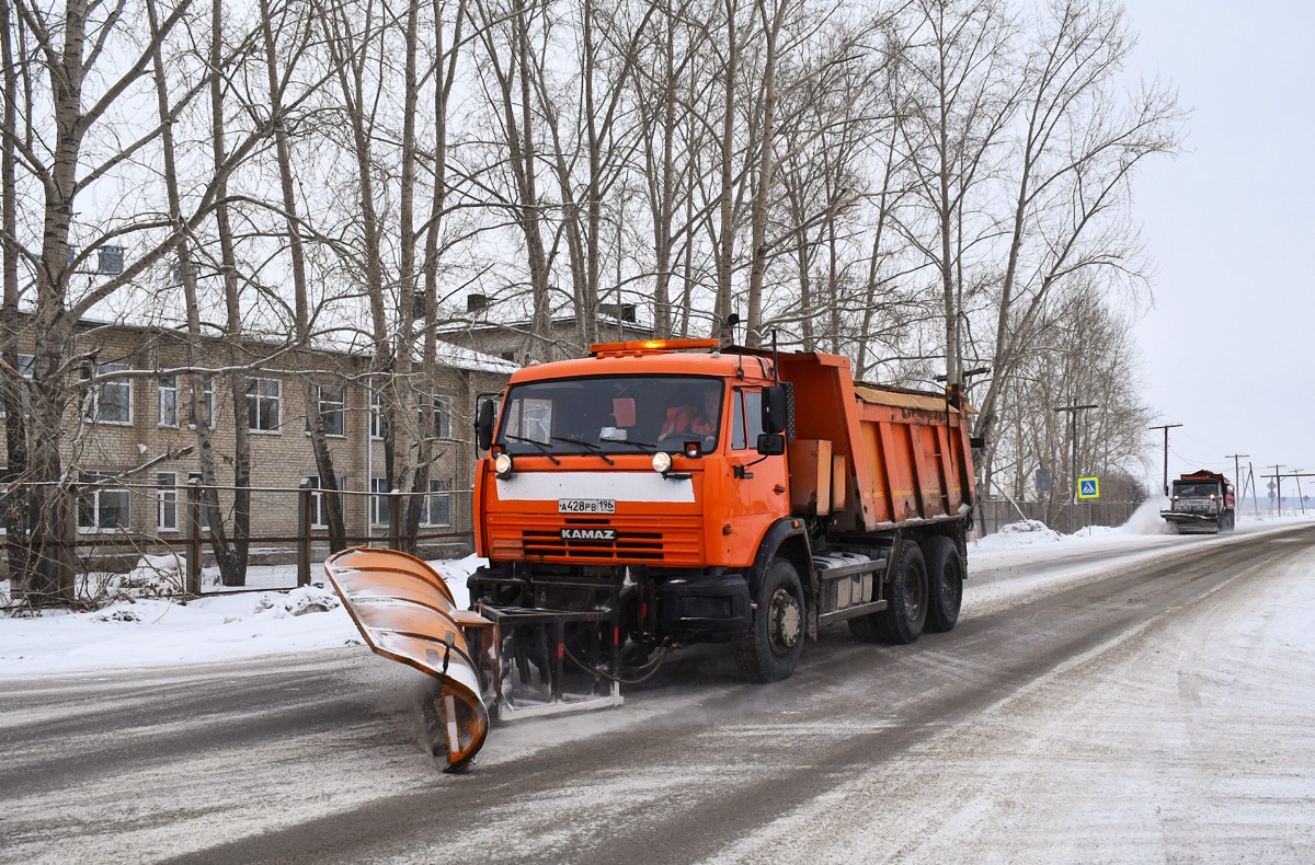 Свердловская область, № А 428 РВ 196 — КамАЗ-65115 (общая модель)