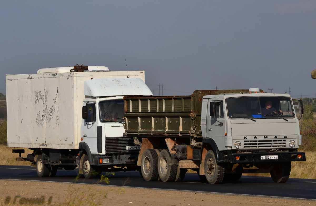 Волгоградская область, № Е 182 УН 34 — КамАЗ-5320