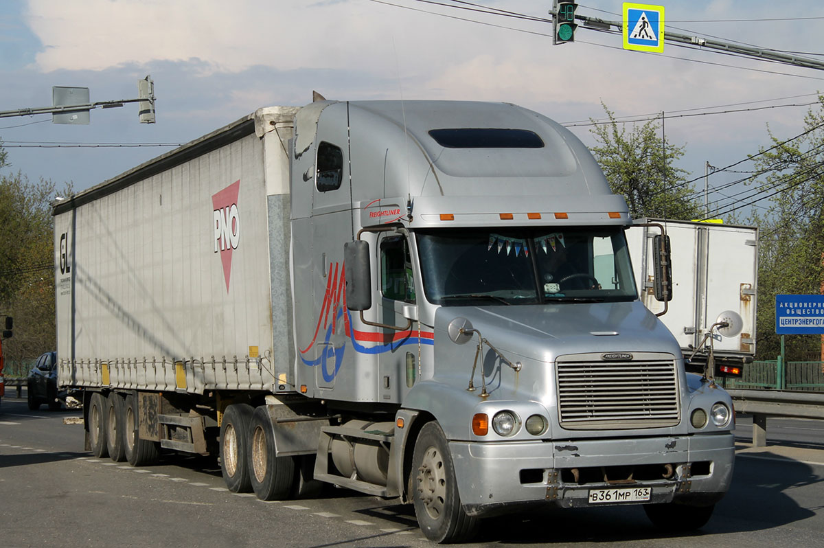 Самарская область, № В 361 МР 163 — Freightliner Century Class