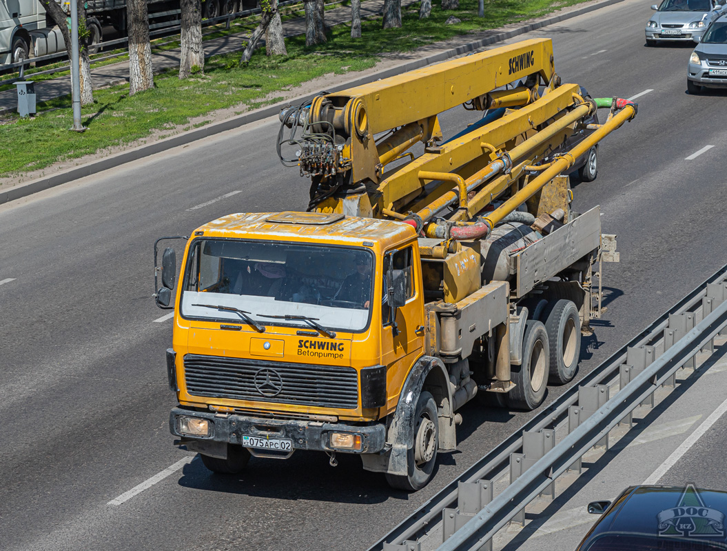 Алматы, № 075 APC 02 — Mercedes-Benz NG (общ. мод.)