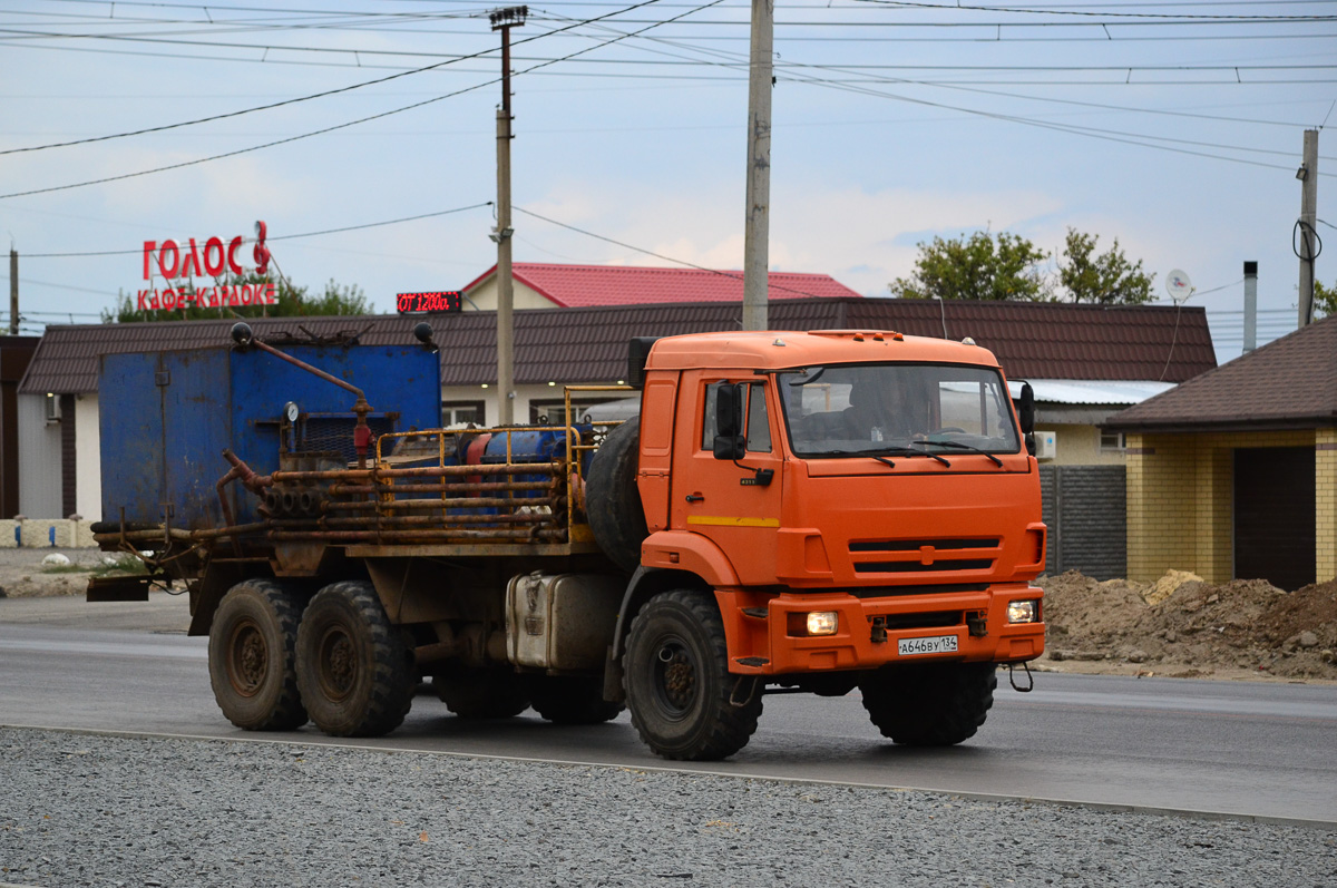 Волгоградская область, № А 646 ВУ 134 — КамАЗ-43118 (общая модель)