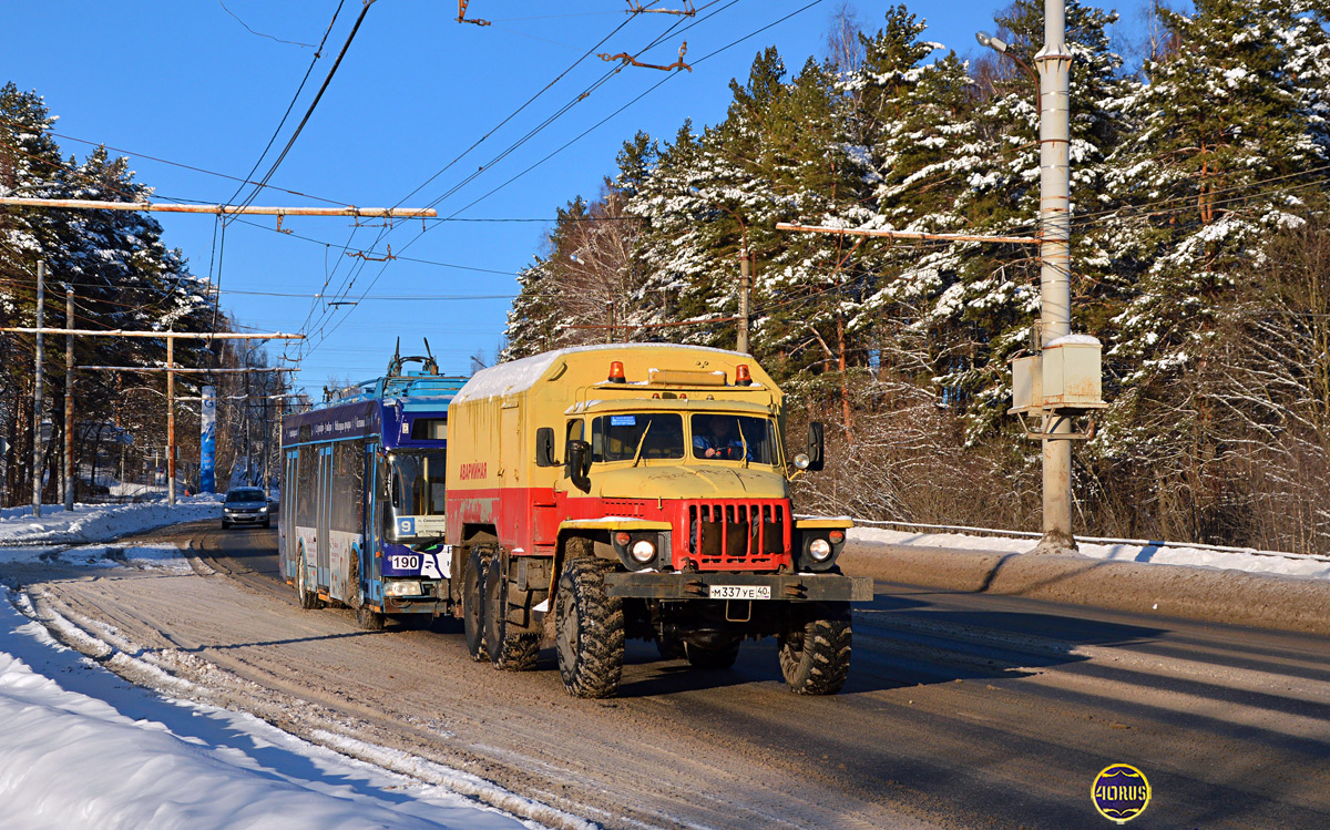 Калужская область, № М 337 УЕ 40 — Урал-43203