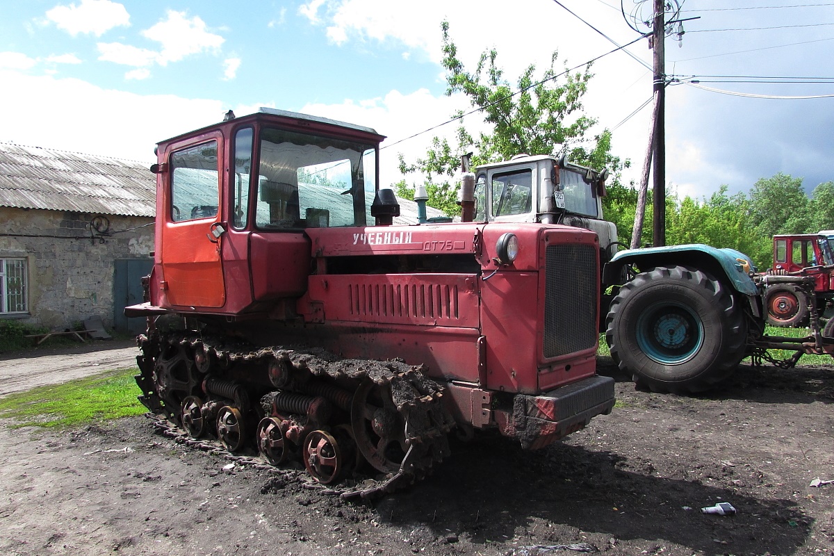 Тамбовская область, № (68) Б/Н СТ 0079 — ДТ-75 (общая модель)