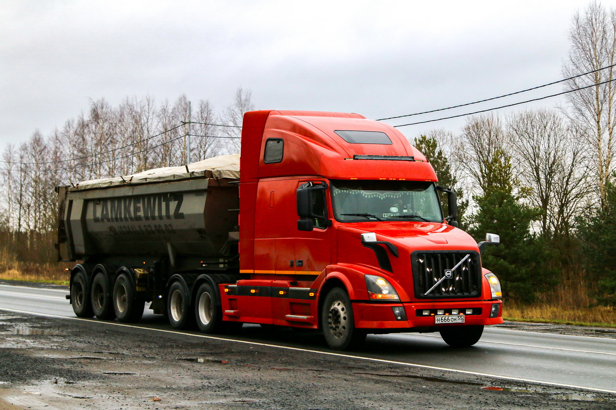 Омская область, № Н 666 ОН 55 — Volvo VNL670