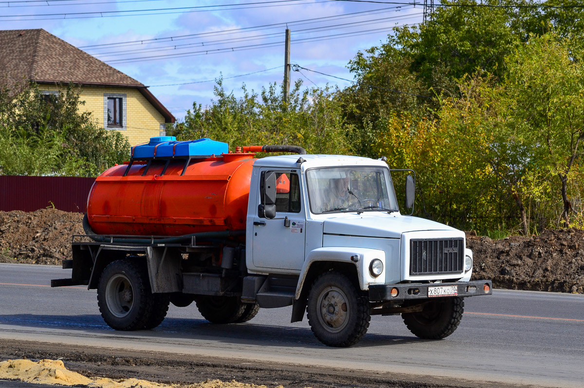 Волгоградская область, № Х 807 КО 30 — ГАЗ-3307