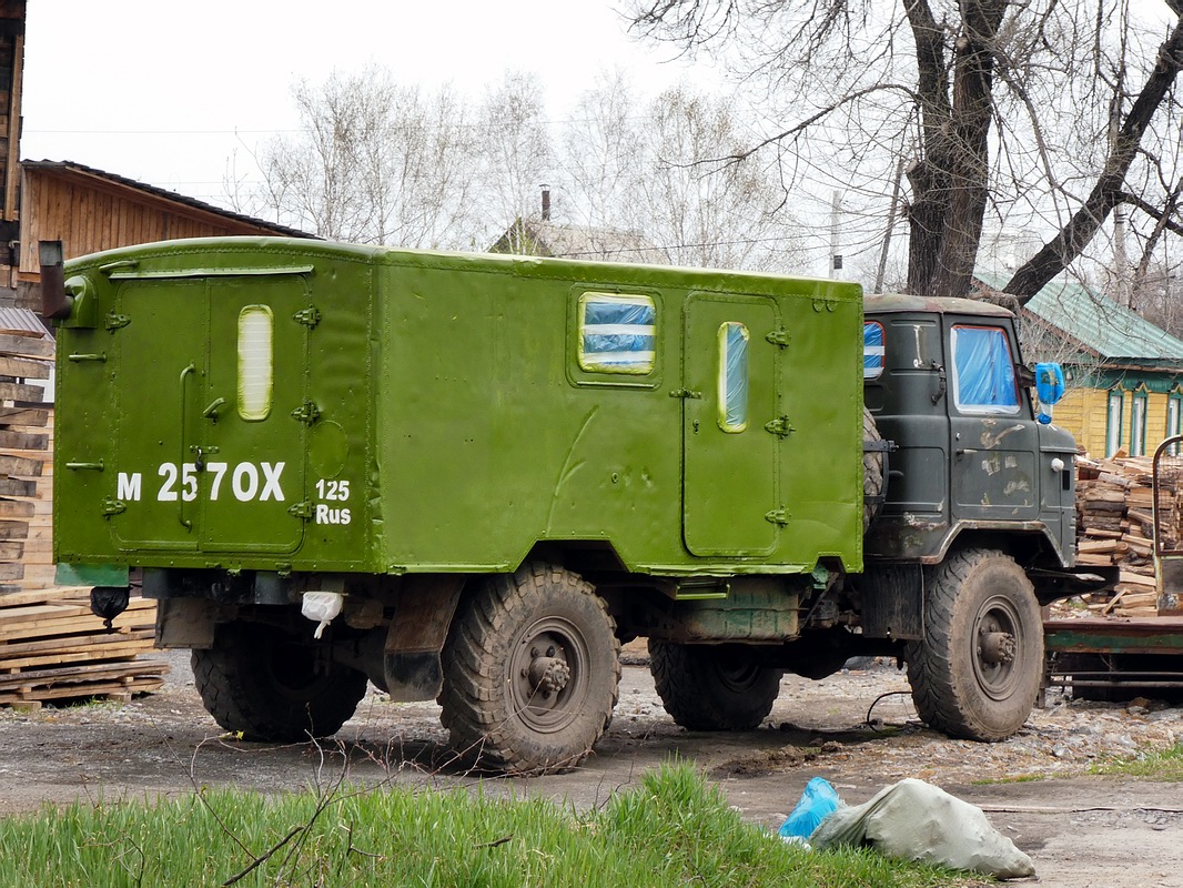 Приморский край, № М 257 ОХ 125 — ГАЗ-66-15; Приморский край — Автомобили без номеров