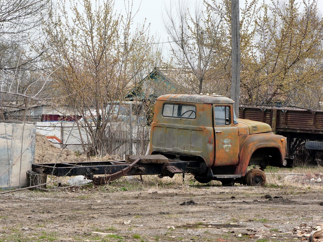 Приморский край, № Е 748 АМ 25 — ЗИЛ-431412; Приморский край — Автомобили без номеров