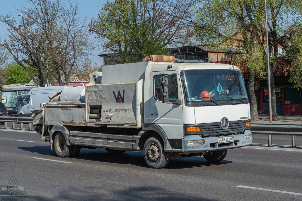 Алматы, № 605 AII 02 — Mercedes-Benz Atego 815