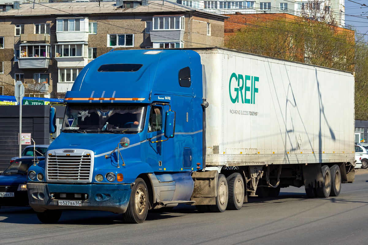 Омская область, № О 527 ВА 55 — Freightliner Century Class