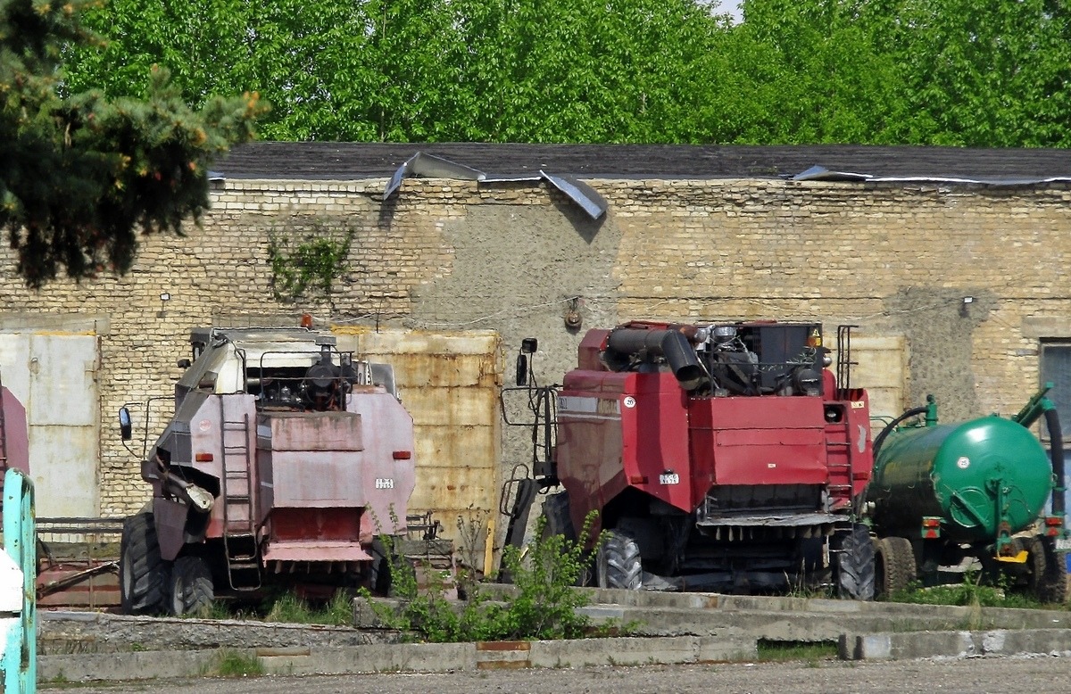 Могилёвская область, № IВ-6 3255 — КЗС-7 "Палессе GS07" (ГСМ); Могилёвская область, № ТК-6 1475 — КЗС-1218 "Палессе GS12"