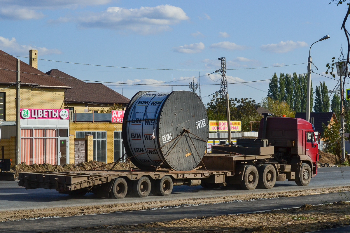 Ростовская область, № Х 527 КР 161 — КамАЗ-6460 [646000]; Ростовская область — Разные фотографии (Прицепы)