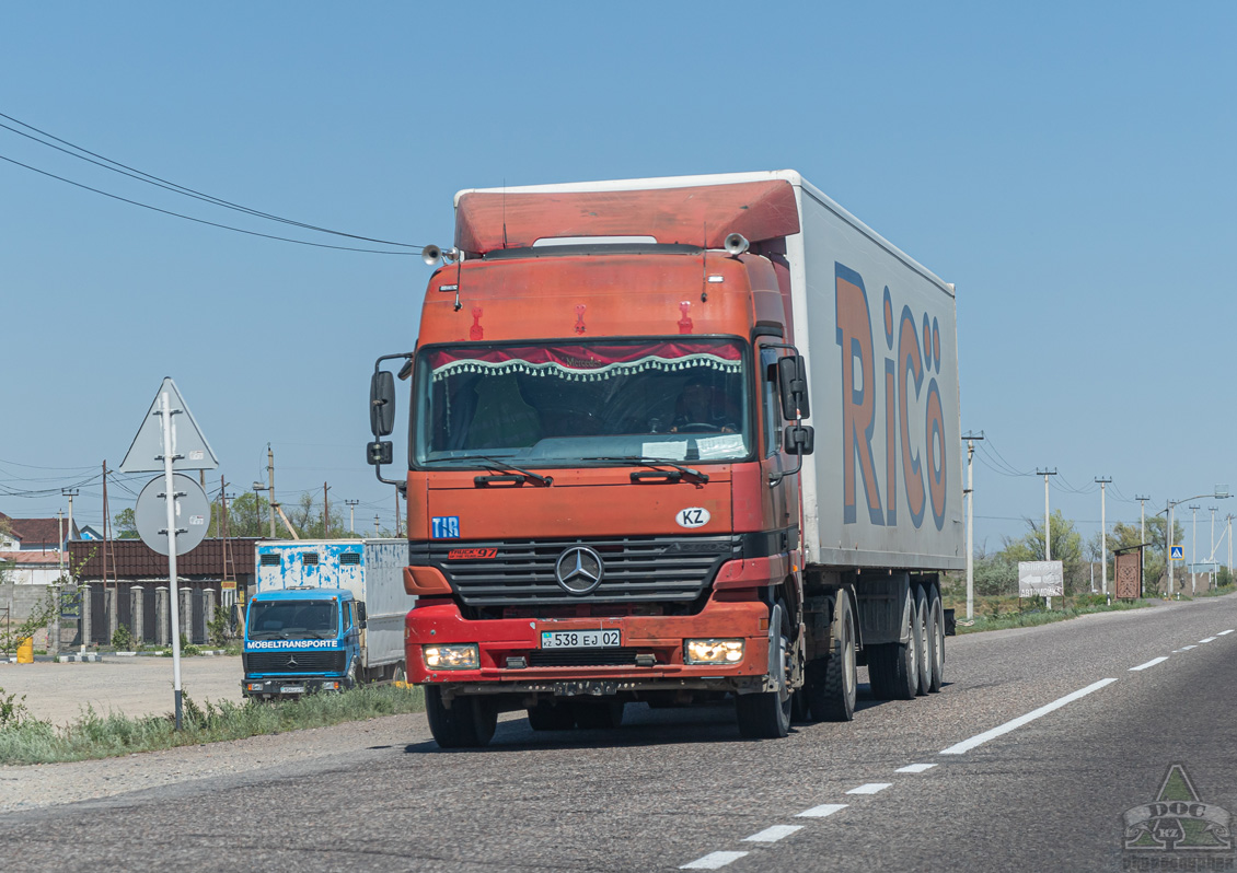 Алматы, № 538 EJ 02 — Mercedes-Benz Actros ('1997) 1843