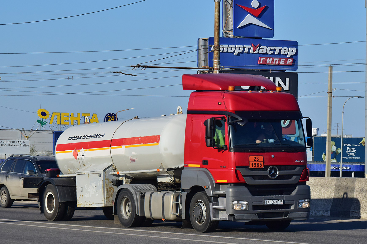 Волгоградская область, № Е 410 МК 134 — Mercedes-Benz Axor 1840 [Z9M]