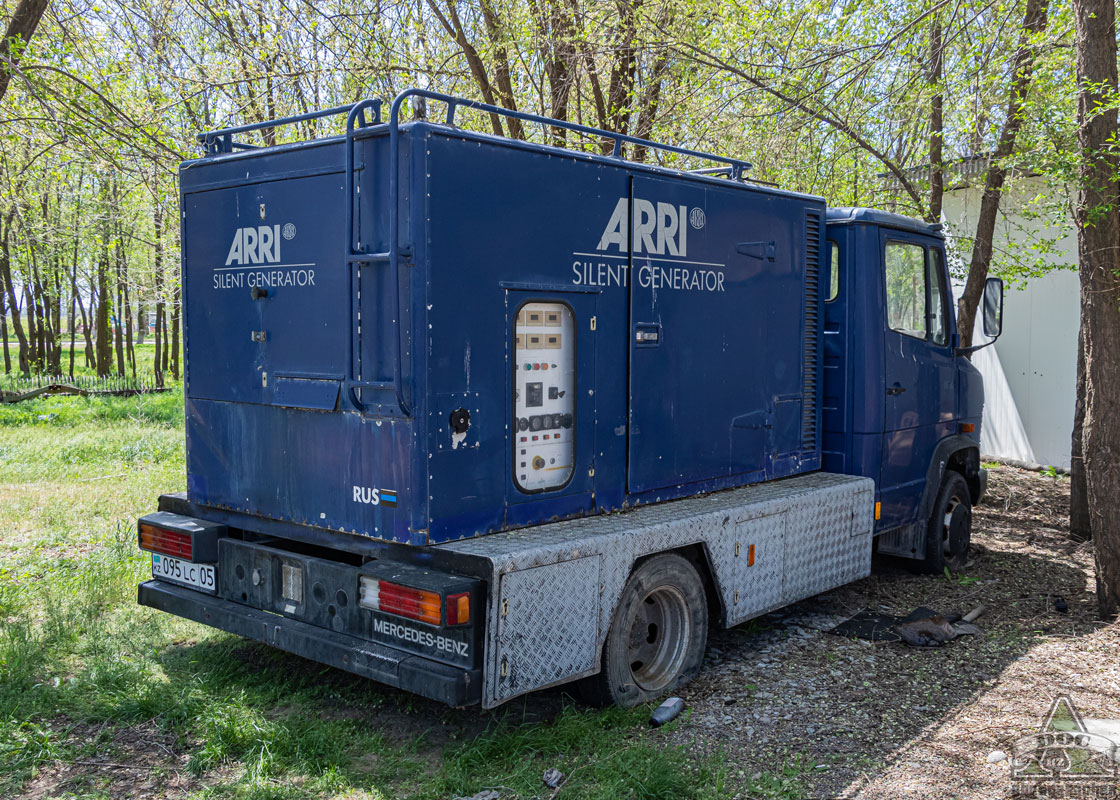 Алматинская область, № 095 LC 05 — Mercedes-Benz T2 ('1986)