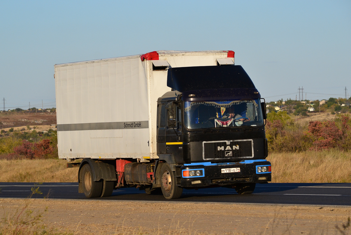 Волгоградская область, № М 118 УЕ 34 — MAN M2000 (общая модель)