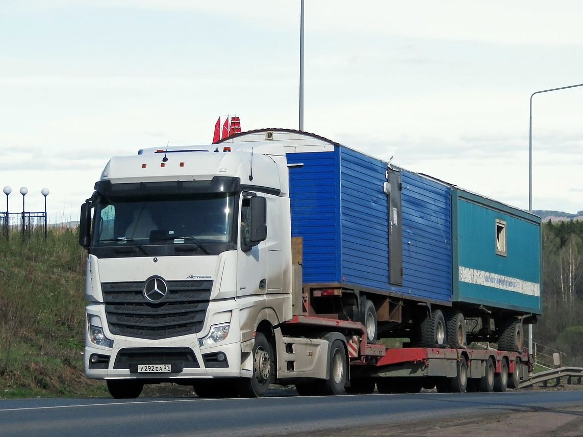 Белгородская область, № У 292 ЕА 31 — Mercedes-Benz Actros '18 1845 [Z9M]