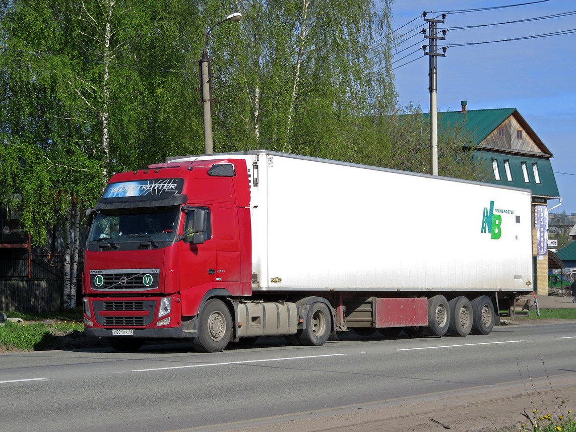 Кировская область, № У 001 КК 43 — Volvo ('2008) FH.460