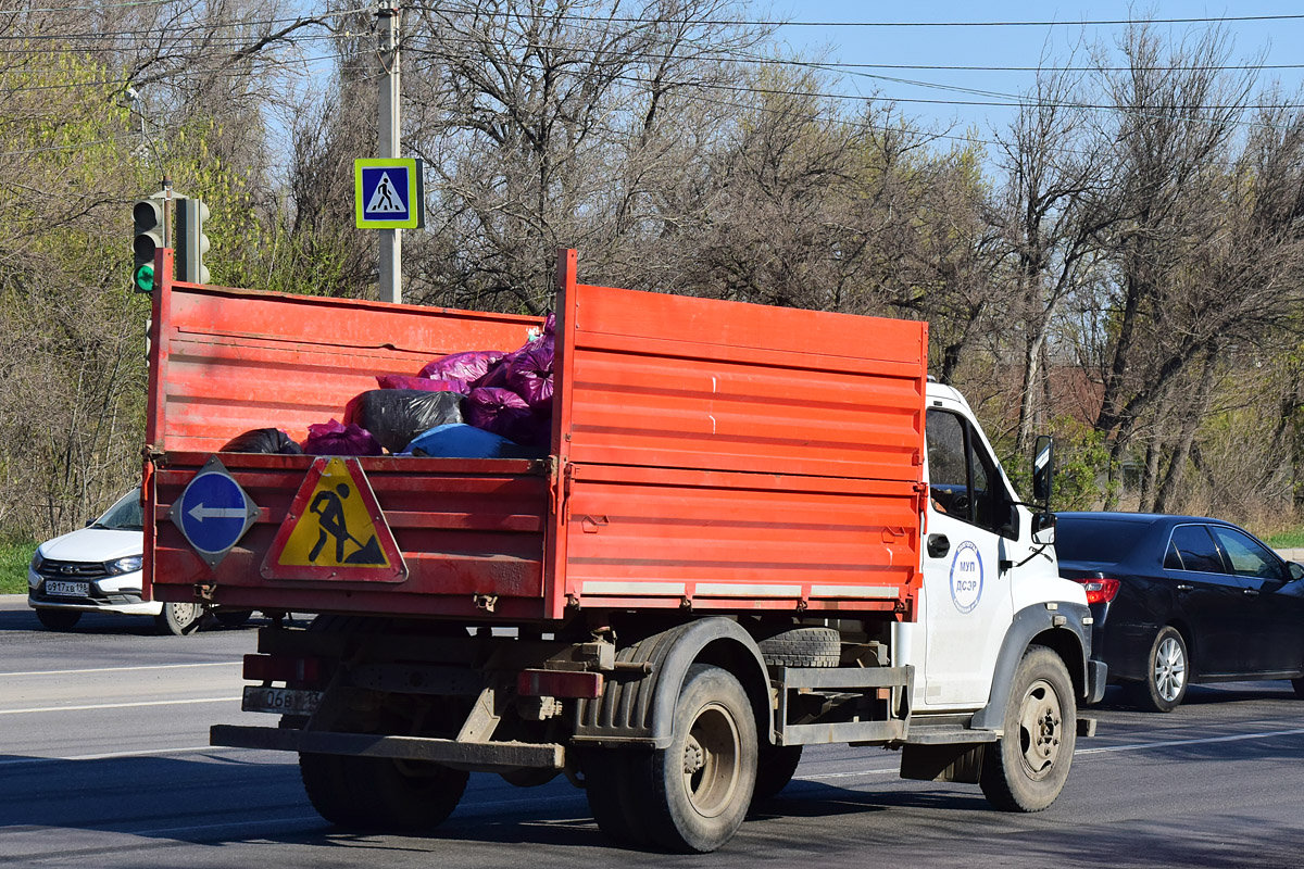 Волгоградская область, № К 406 ВУ 134 — ГАЗ-C41R13