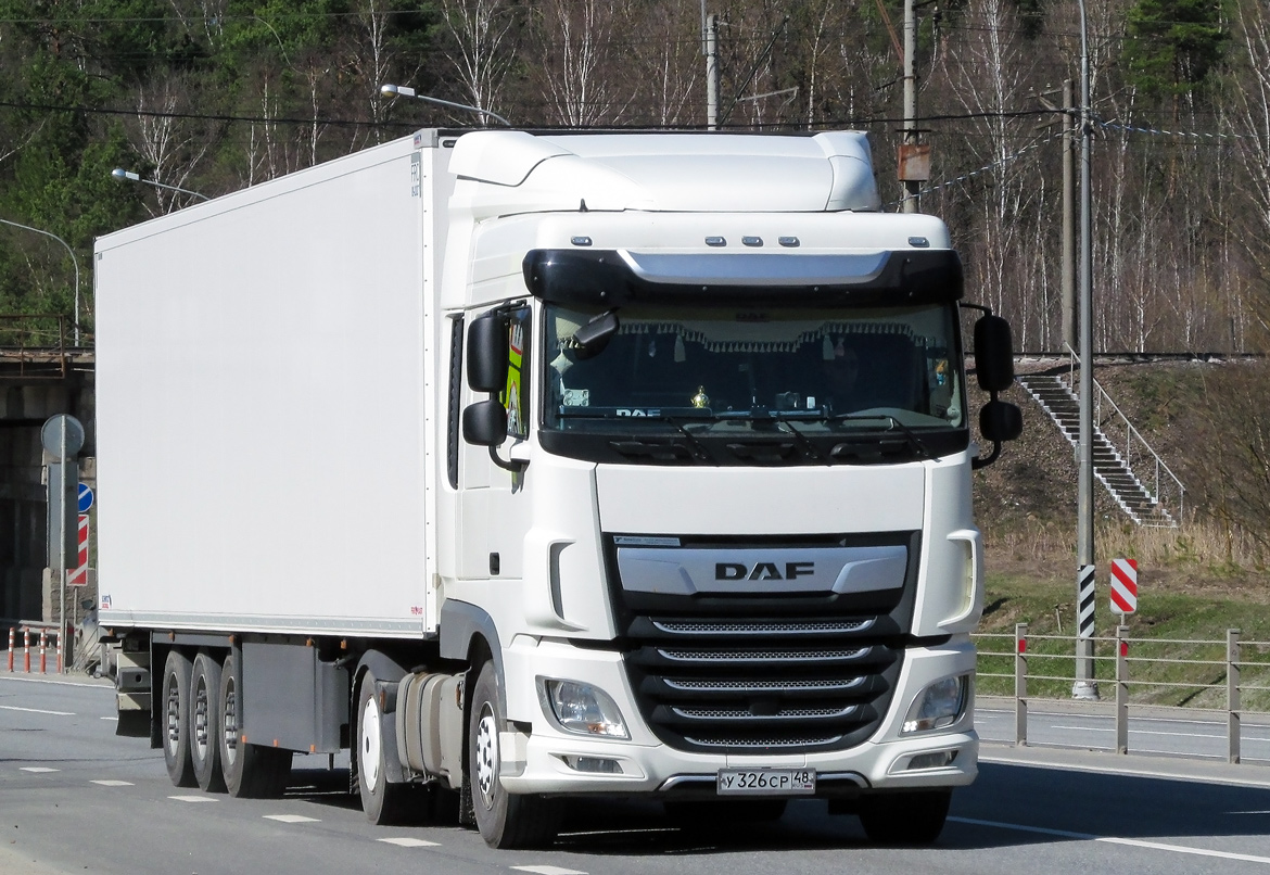 Липецкая область, № У 326 СР 48 — DAF XF Euro6 FT