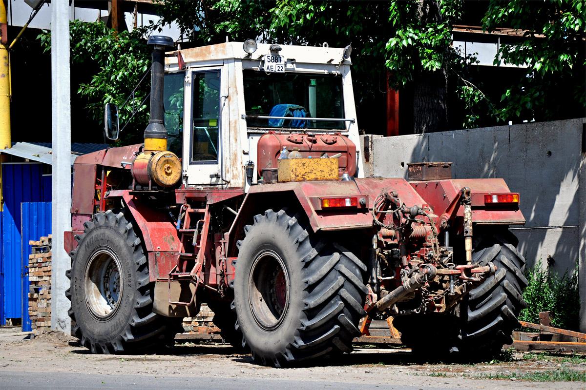 Алтайский край, № 5887 АЕ 22 — К-744Р2 (К-735)