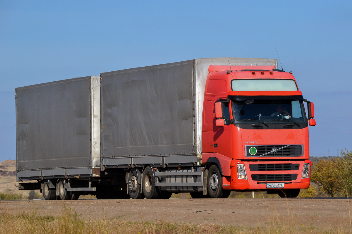 Туркестанская область, № 499 MAZ 13 — Volvo ('2002) FH12.440