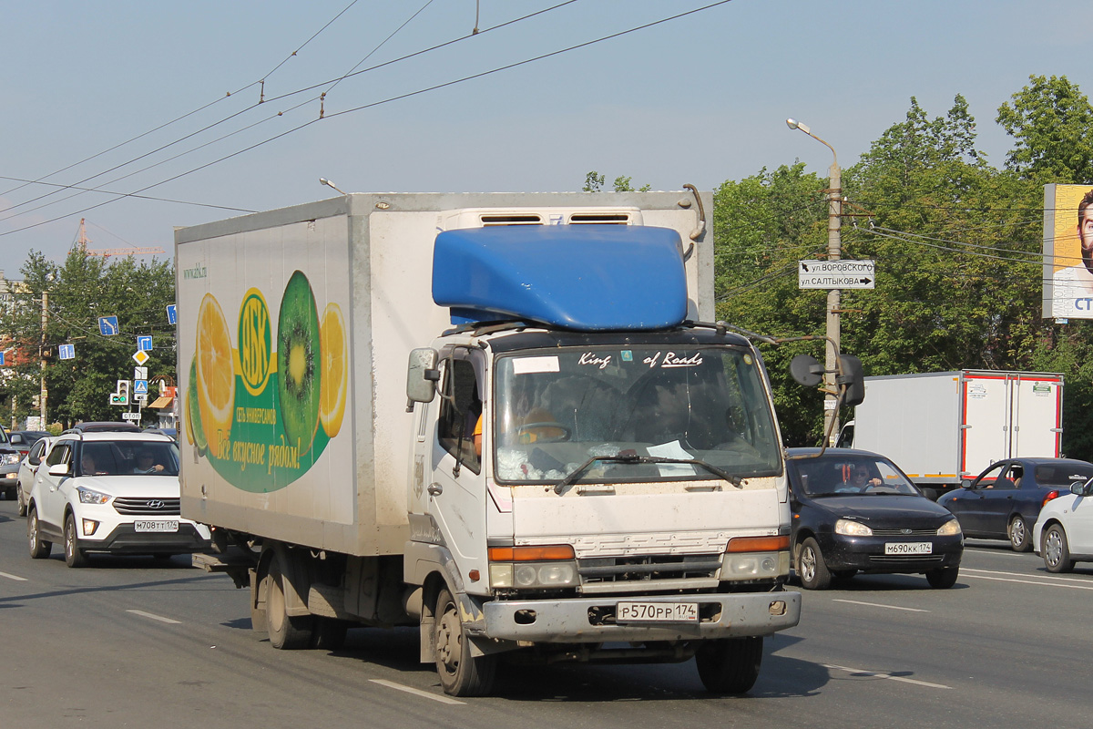 Челябинская область, № Р 570 РР 174 — Mitsubishi Fuso Fighter