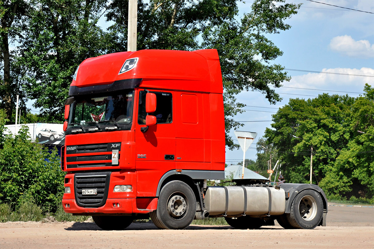 Алтайский край, № В 014 ХК 22 — DAF XF105 FT