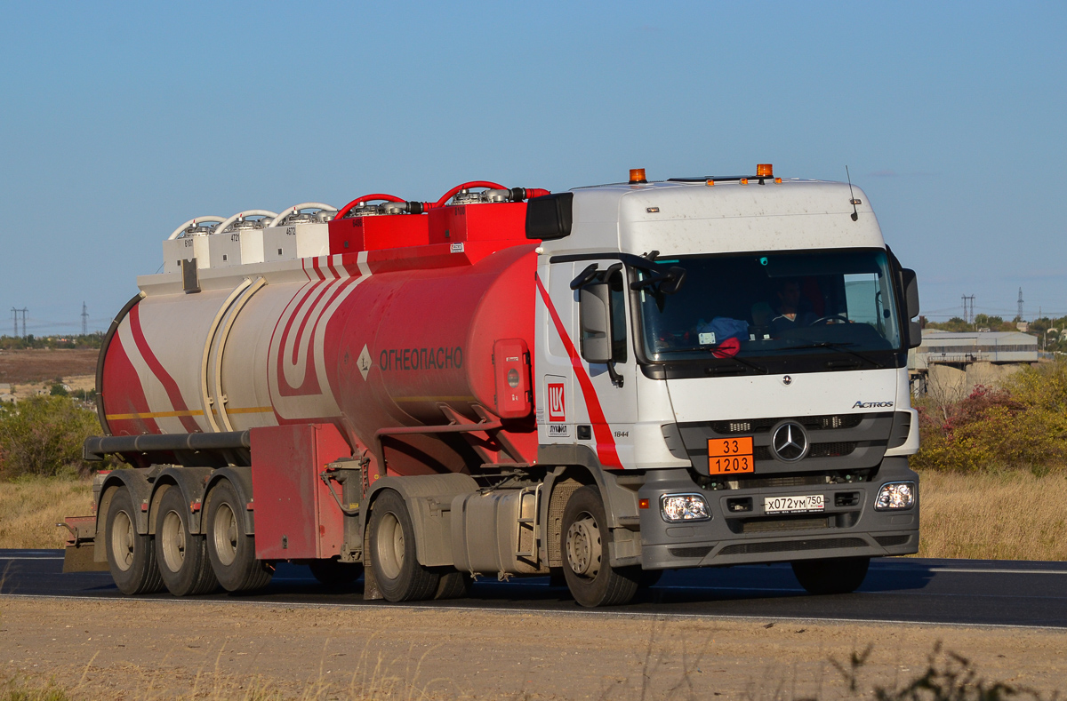 Волгоградская область, № Х 072 УМ 750 — Mercedes-Benz Actros '09 1844 [Z9M]