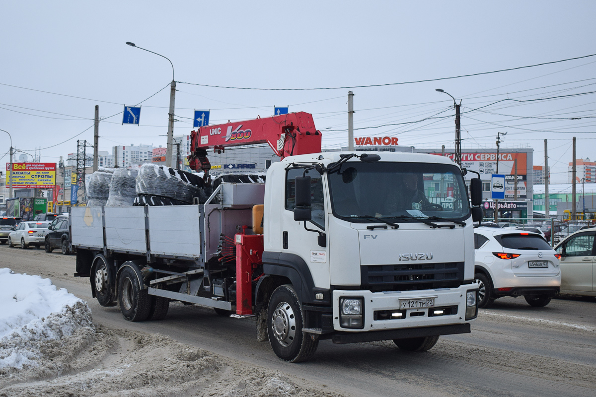 Алтайский край, № У 121 ТМ 22 — Isuzu Forward FVR