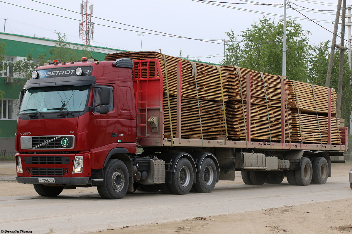 Саха (Якутия), № У 184 ЕО 14 — Volvo ('2002) FH12.440