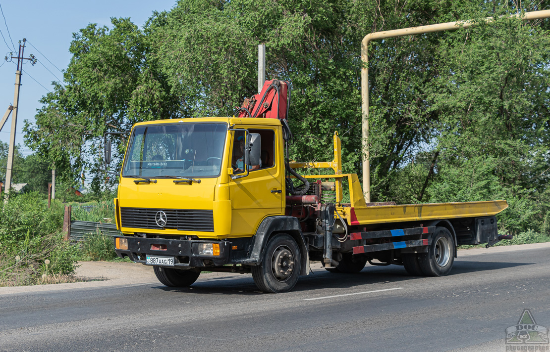 Жетысуская область, № 887 AAG 19 — Mercedes-Benz LK (общ. мод.)