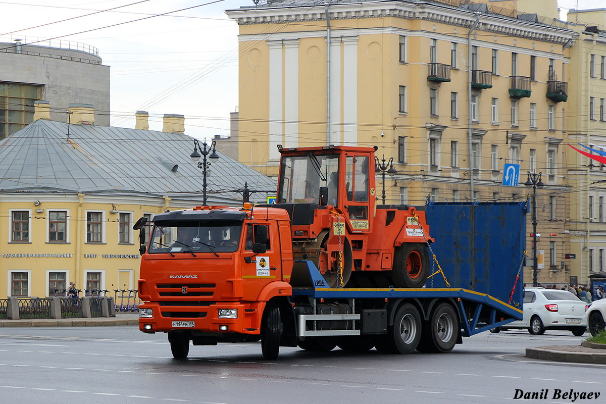 Санкт-Петербург, № Н 114 РМ 198 — КамАЗ-65115-A5