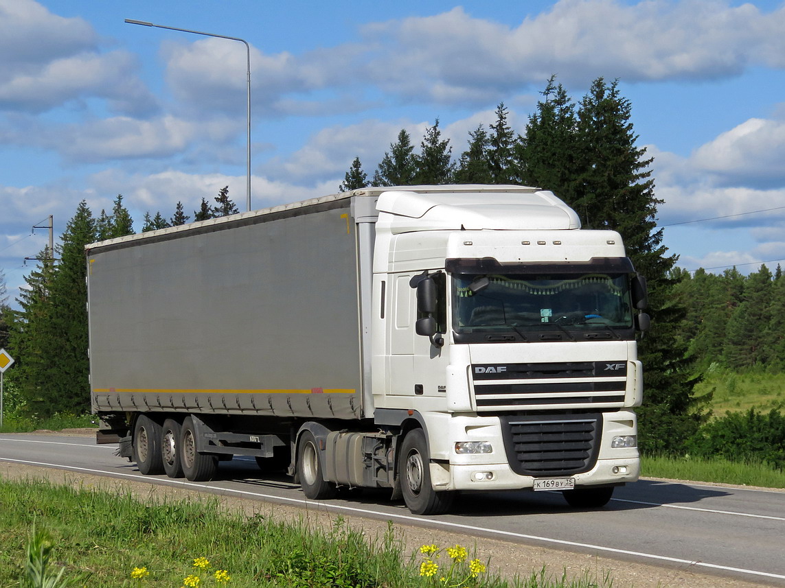 Вологодская область, № К 169 ВУ 35 — DAF XF105 FT