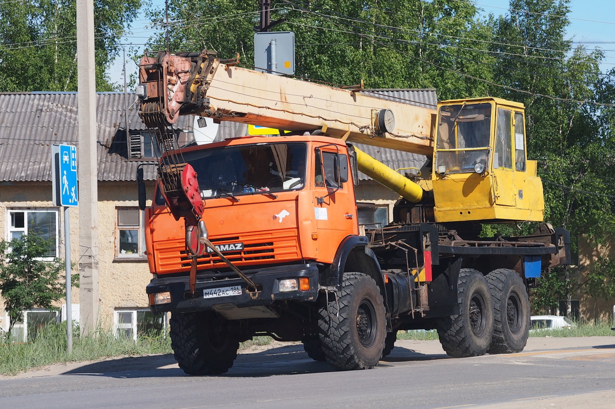 Ханты-Мансийский автоном.округ, № М 442 АС 186 — КамАЗ-43118-15 [43118R]