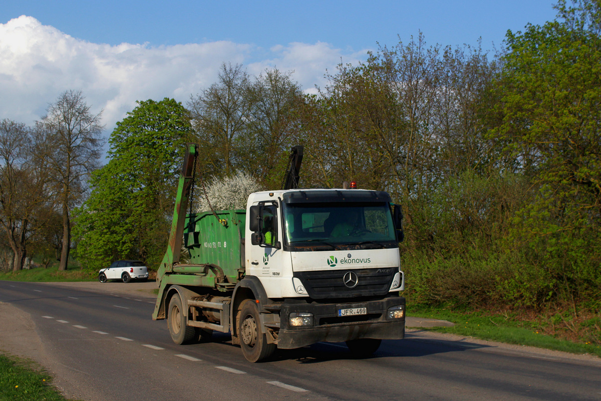 Литва, № JFR 469 — Mercedes-Benz Axor (общ.м)