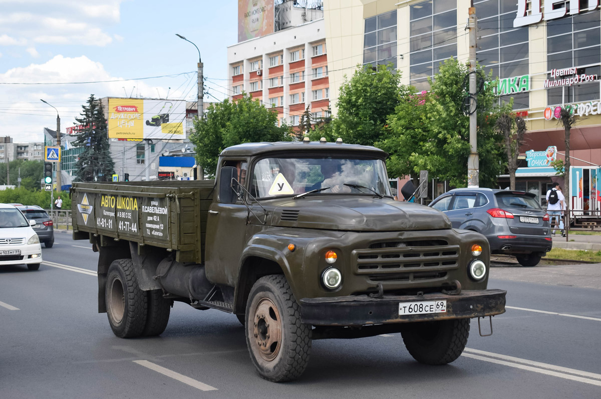 Тверская область, № Т 608 СЕ 69 — ЗИЛ-431412