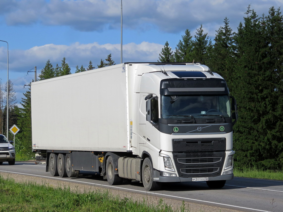 Тюменская область, № Р 381 НН 72 — Volvo ('2012) FH.460