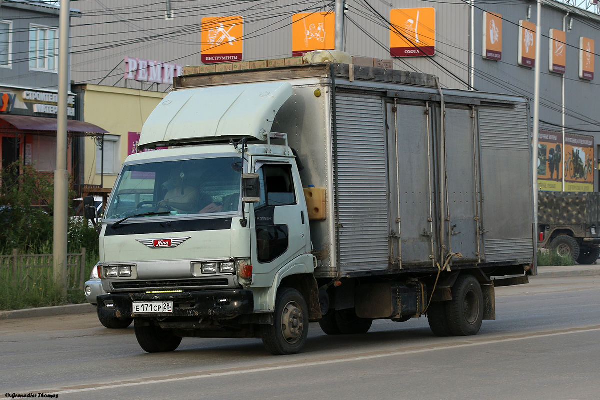 Саха (Якутия), № Е 171 СР 28 — Hino Ranger