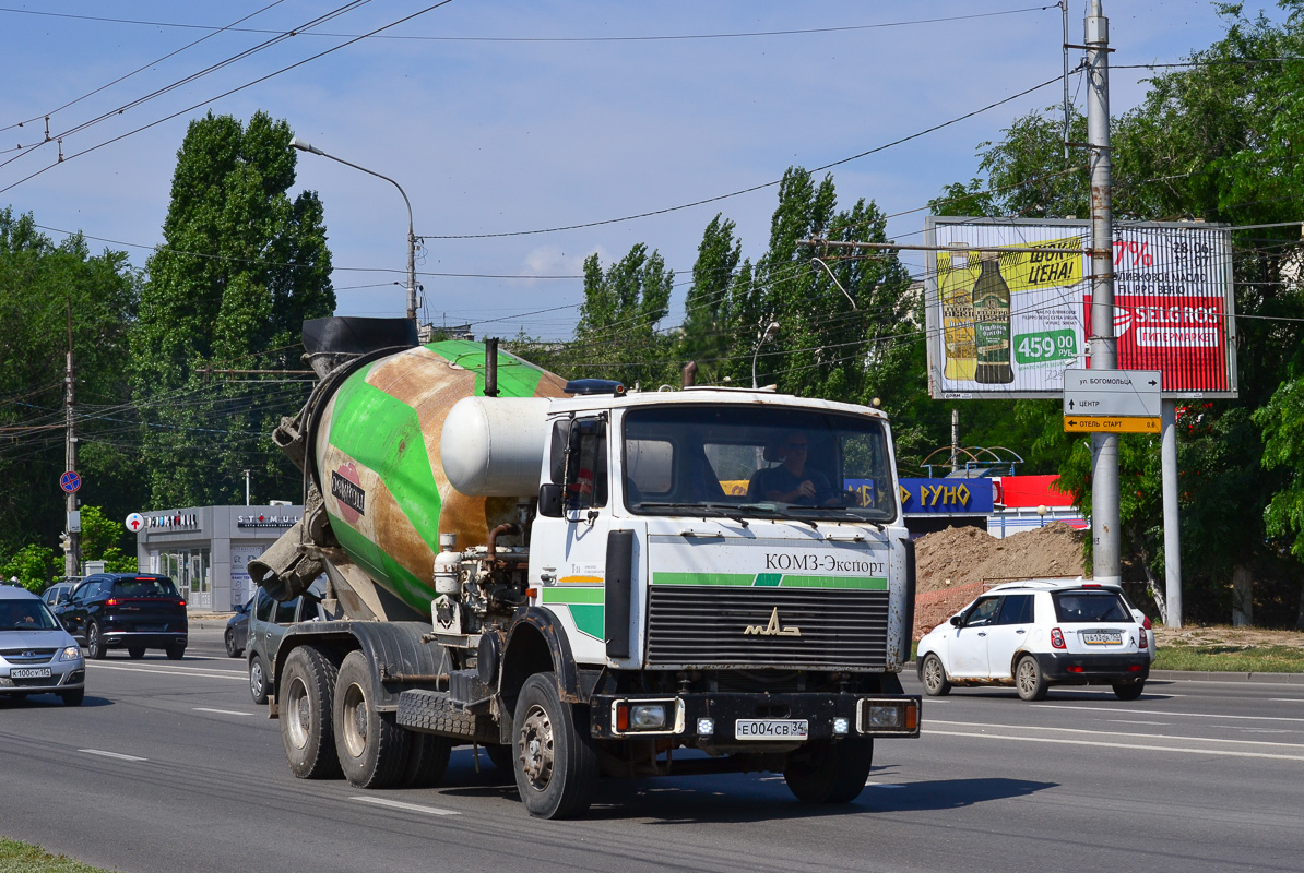 Волгоградская область, № Е 004 СВ 34 — МАЗ-630305