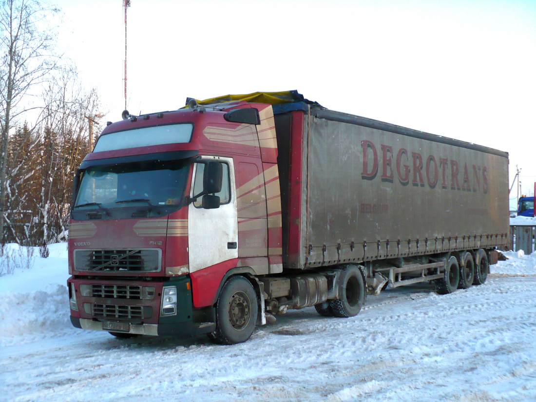 Вологодская область, № В 873 РВ 35 — Volvo ('2002) FH-Series