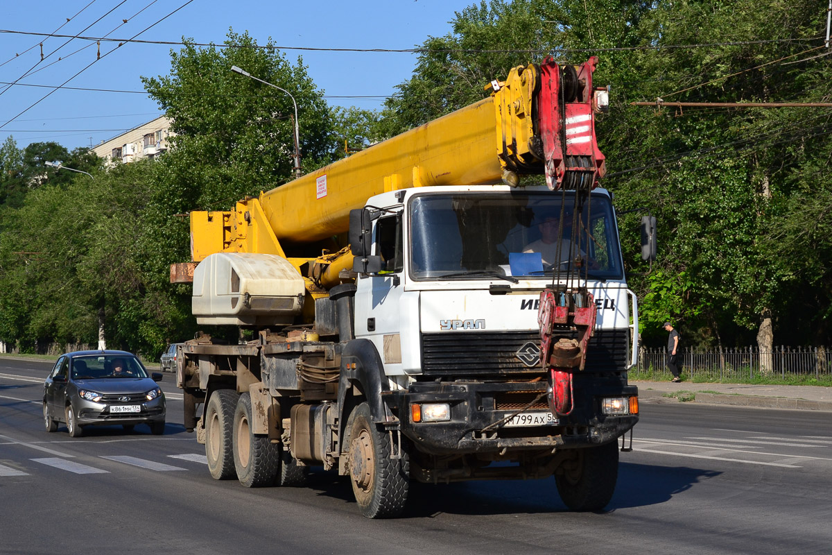 Волгоградская область, № М 799 АХ 50 — Урал-63685