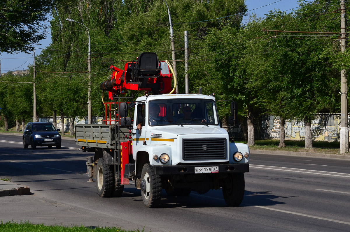 Волгоградская область, № К 341 ХВ 134 — ГАЗ-33086 «Земляк»