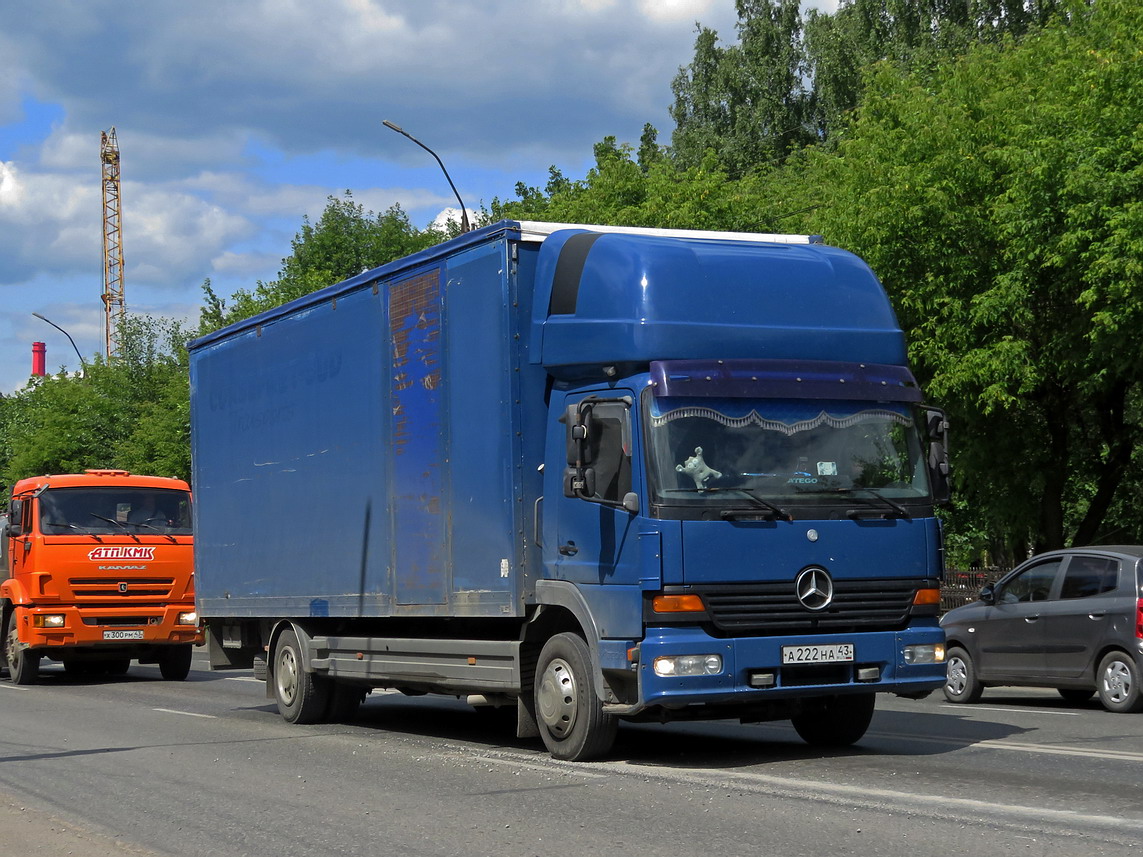 Кировская область, № А 222 НА 43 — Mercedes-Benz Atego 1318