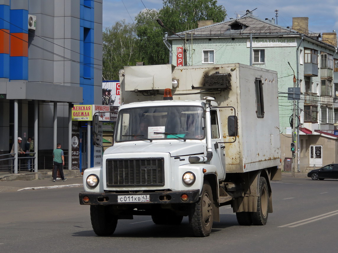 Кировская область, № С 011 КВ 43 — ГАЗ-3309