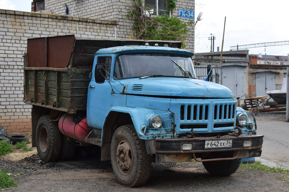 Волгоградская область, № Р 642 ХХ 34 — ЗИЛ-495810