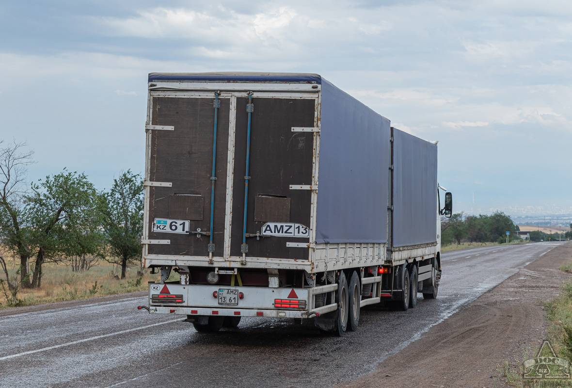 Шымкент, № 453 BDZ 17 — Volvo ('1993) FH12.380