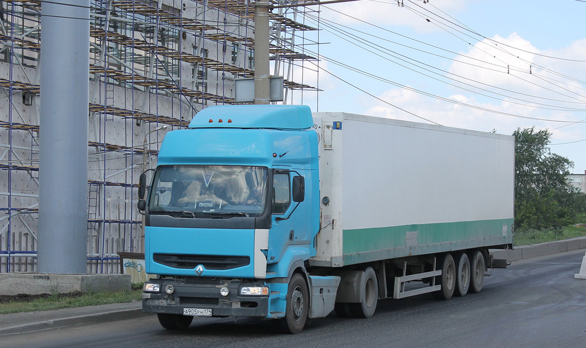 Челябинская область, № А 905 РН 174 — Renault Premium ('1996)