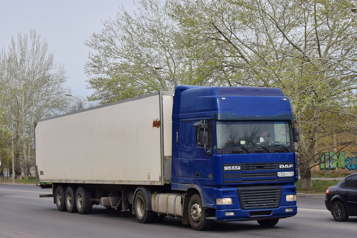 Волгоградская область, № К 326 ТУ 134 — DAF 95XF FT