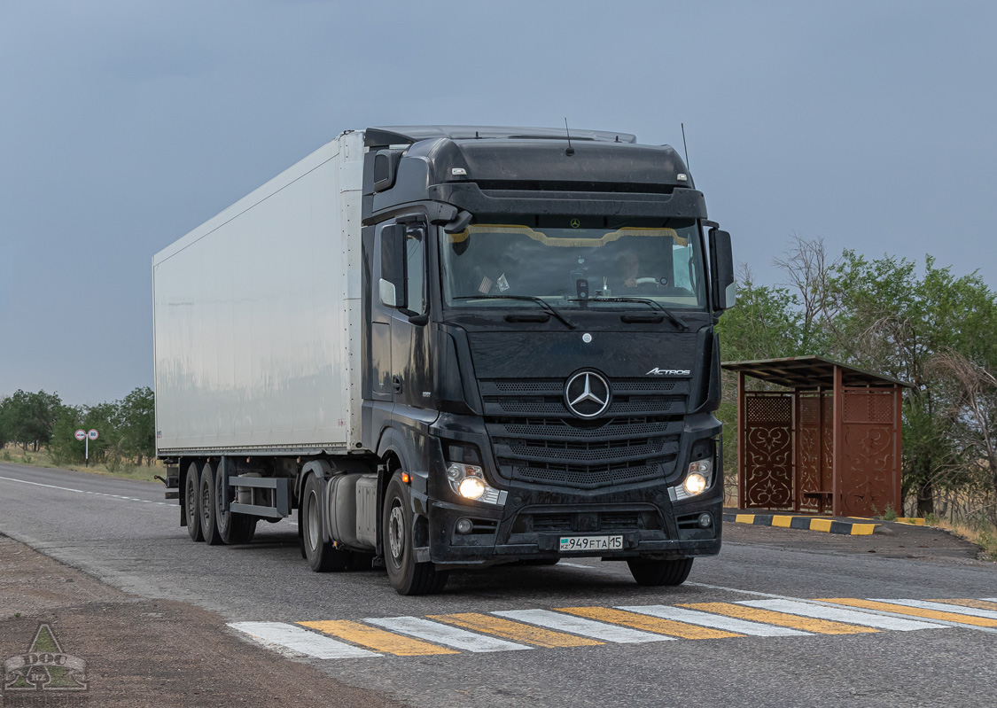 Павлодарская область, № 949 FTA 15 — Mercedes-Benz Actros ('2011) 1851