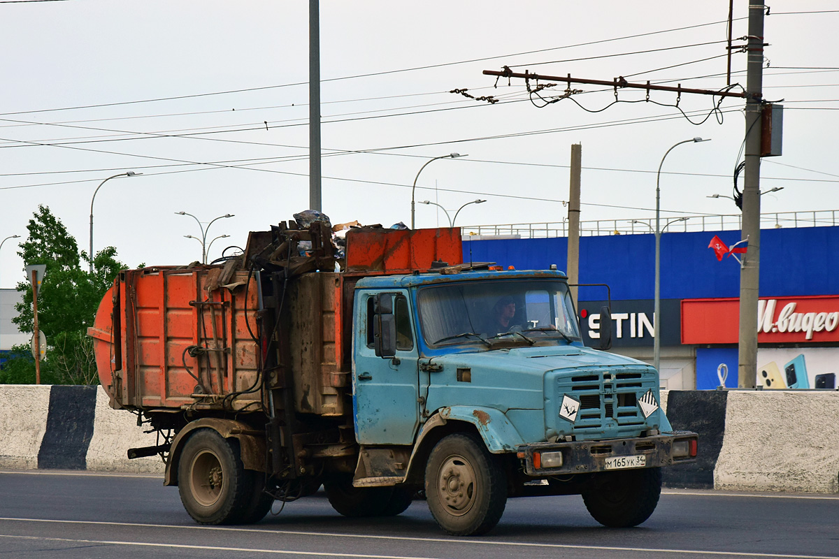 Волгоградская область, № М 165 УК 34 — ЗИЛ-432932